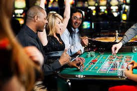 Sportsbook slots demo dengan Liga 1 dan Piala AFF Platform slots demo menampilkan sportsbook Liga 1, Piala AFF, dan pasar olahraga lainnya